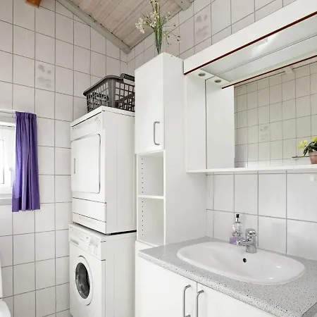 Four-bedroom Holiday In Hvide Sande 2